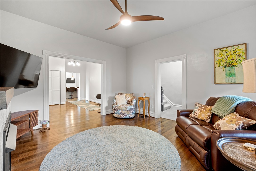 Coraopolis, Pennsylvania 15108, United States, 4 Bedrooms Bedrooms, ,2 BathroomsBathrooms,Residential,Active,163799