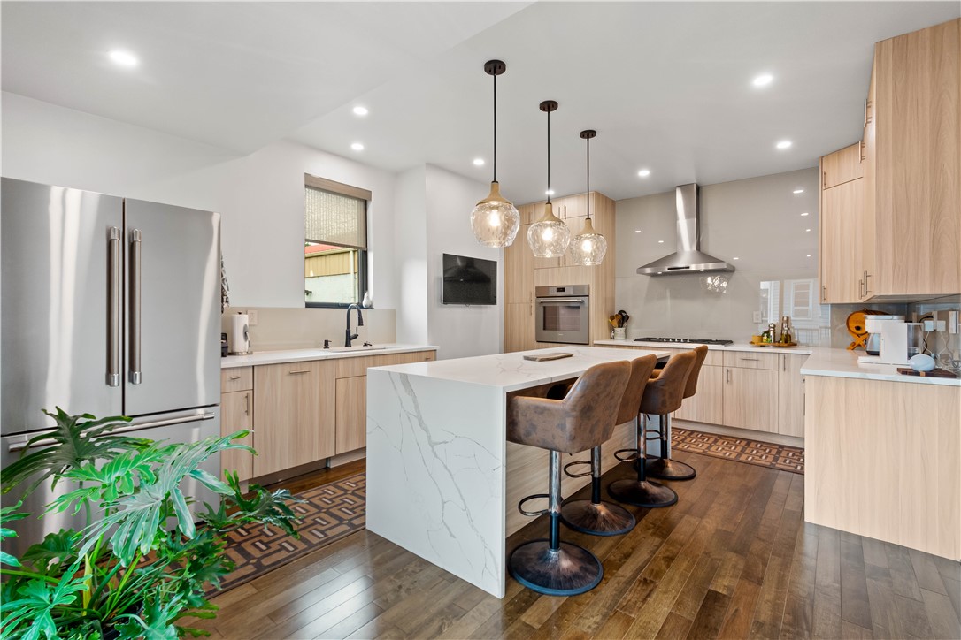 Coraopolis, Pennsylvania 15108, United States, 4 Bedrooms Bedrooms, ,2 BathroomsBathrooms,Residential,Active,163799