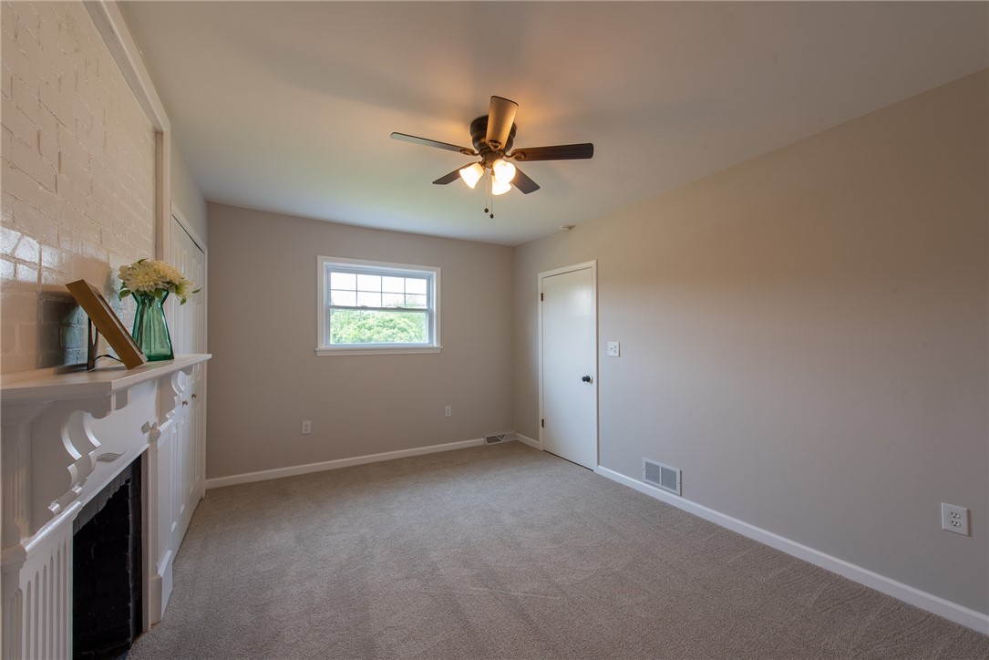 Gilpin Twp, Pennsylvania 15656, United States, 3 Bedrooms Bedrooms, ,2 BathroomsBathrooms,Residential,Active,169617