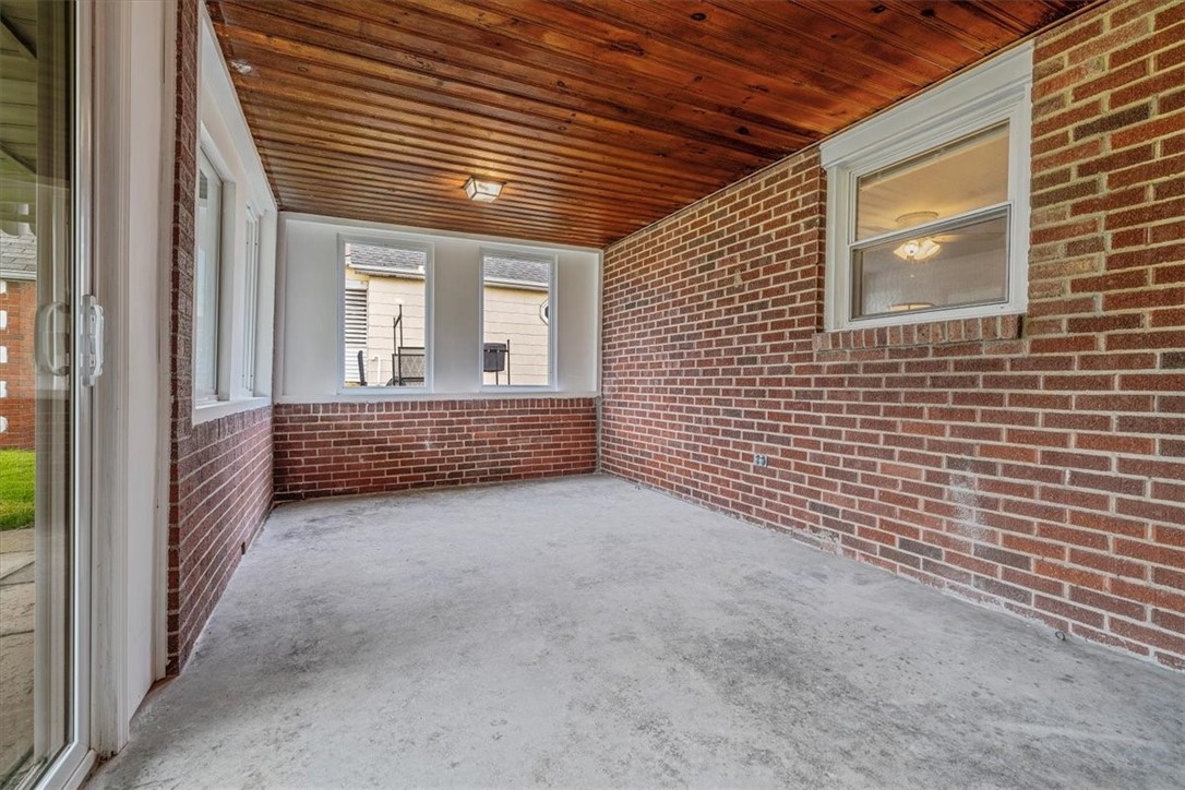 2730 Bertha Street St, Bethel Park, Pennsylvania image 30
