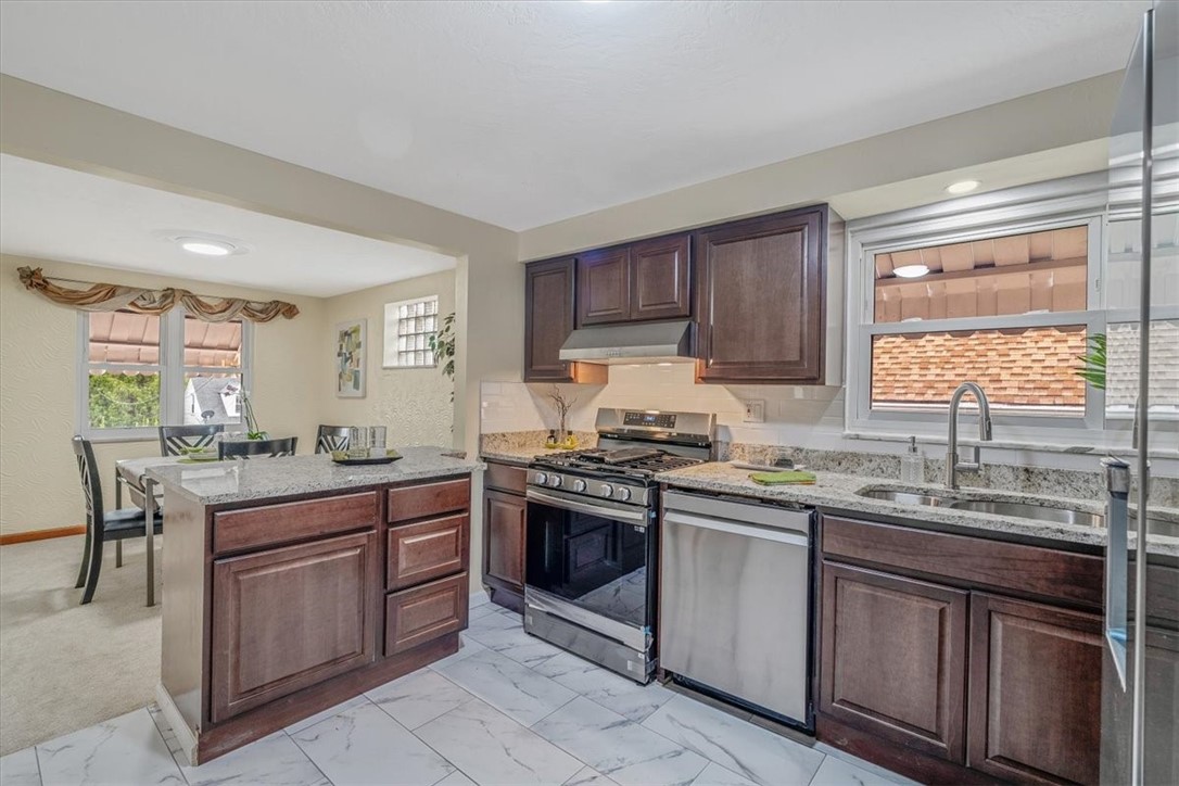 2730 Bertha Street St, Bethel Park, Pennsylvania image 16