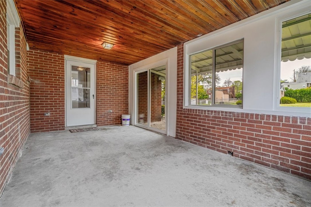 2730 Bertha Street St, Bethel Park, Pennsylvania image 29