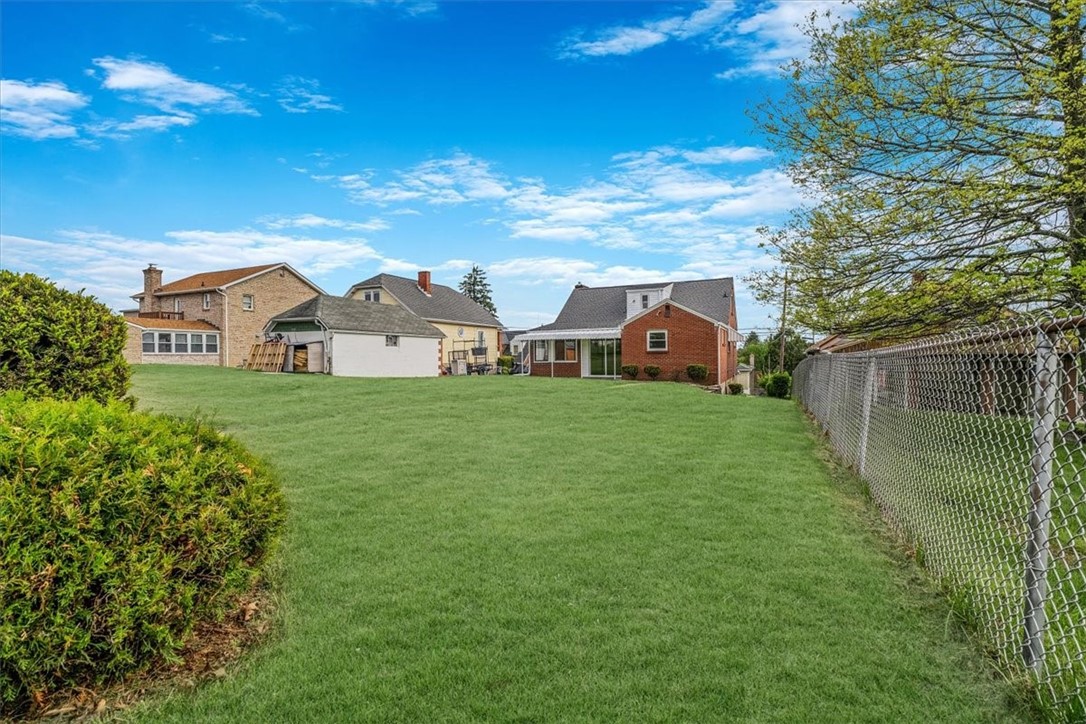 2730 Bertha Street St, Bethel Park, Pennsylvania image 38