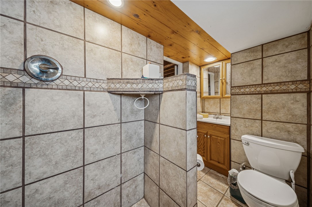 Ligonier Twp, Pennsylvania 15655, United States, 3 Bedrooms Bedrooms, ,2 BathroomsBathrooms,Residential,Active,243136