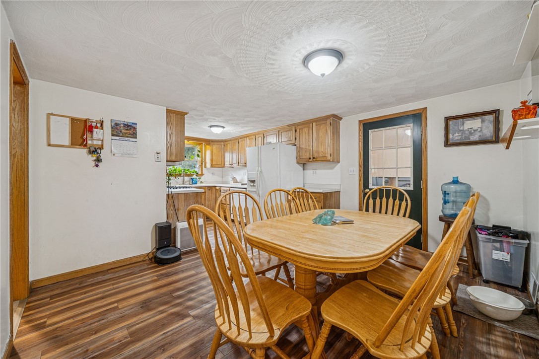 Ligonier Twp, Pennsylvania 15655, United States, 3 Bedrooms Bedrooms, ,2 BathroomsBathrooms,Residential,Active,243136