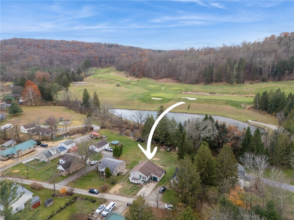 Ligonier Twp, Pennsylvania 15655, United States, 3 Bedrooms Bedrooms, ,2 BathroomsBathrooms,Residential,Active,243136