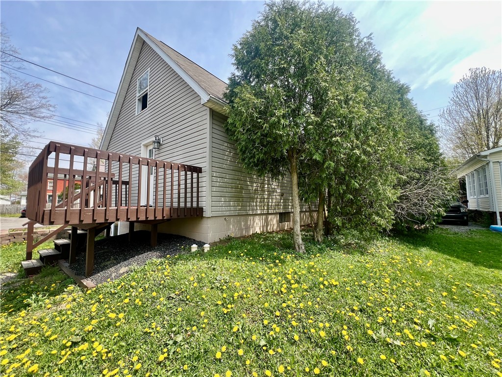402 W Poplar Street