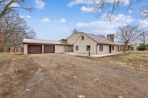 Photo of 4531 Ridgeview Dr, Greensburg, PA 15601 (MLS # 1743653)