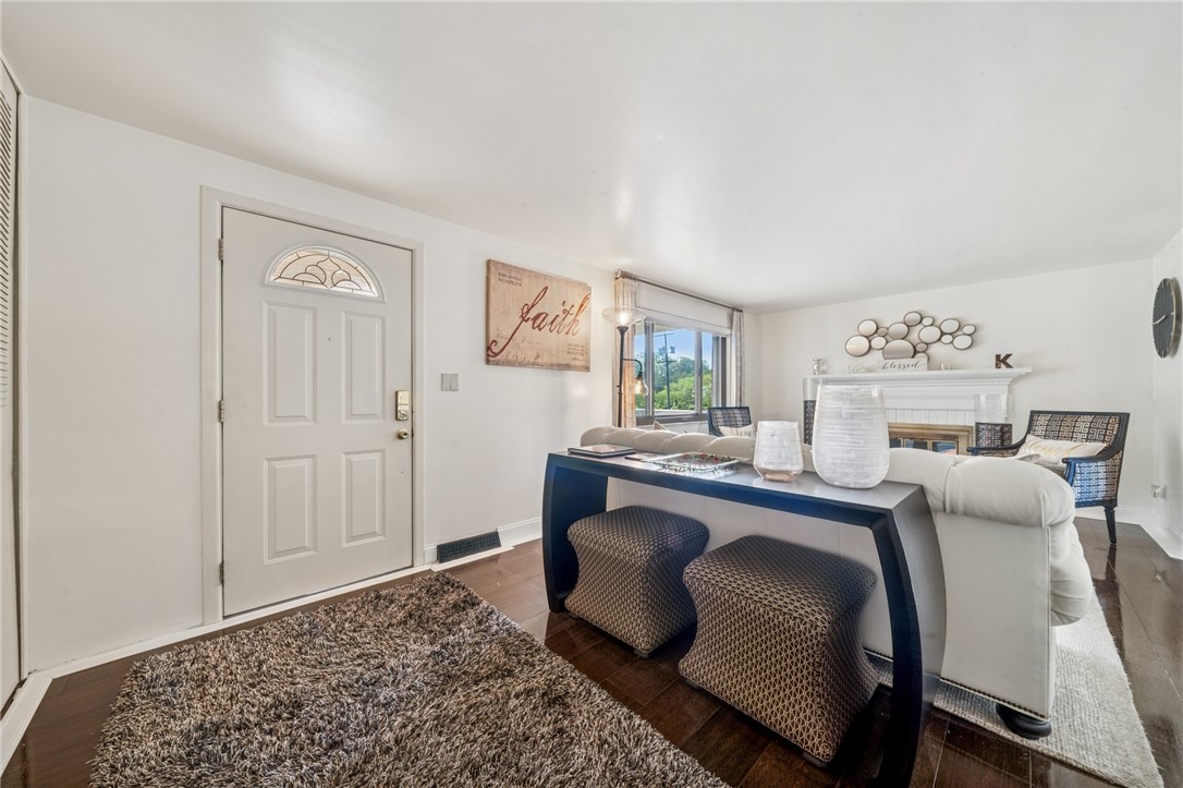 Penn Hills, Pennsylvania 15235, United States, 5 Bedrooms Bedrooms, ,3 BathroomsBathrooms,Residential,Active,138724