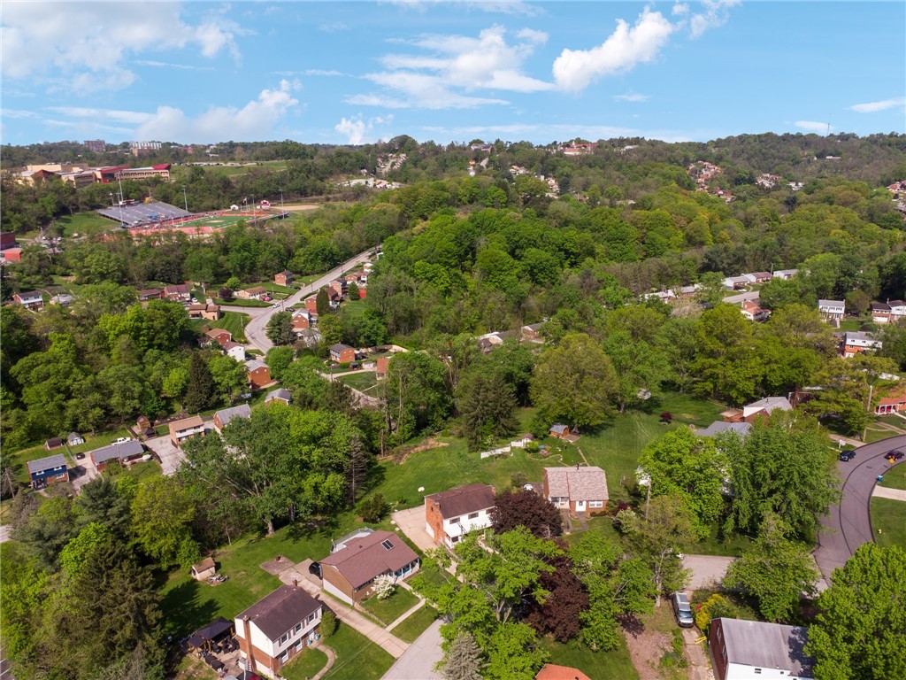 Penn Hills, Pennsylvania 15235, United States, 5 Bedrooms Bedrooms, ,3 BathroomsBathrooms,Residential,Active,138724