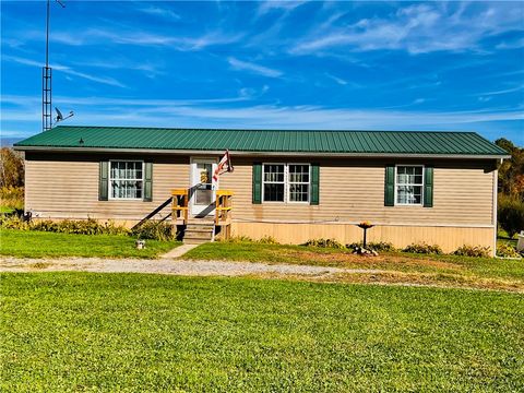 Photo of 151 Crum Rd, Bessemer, PA 16112 (MLS # 1726295)