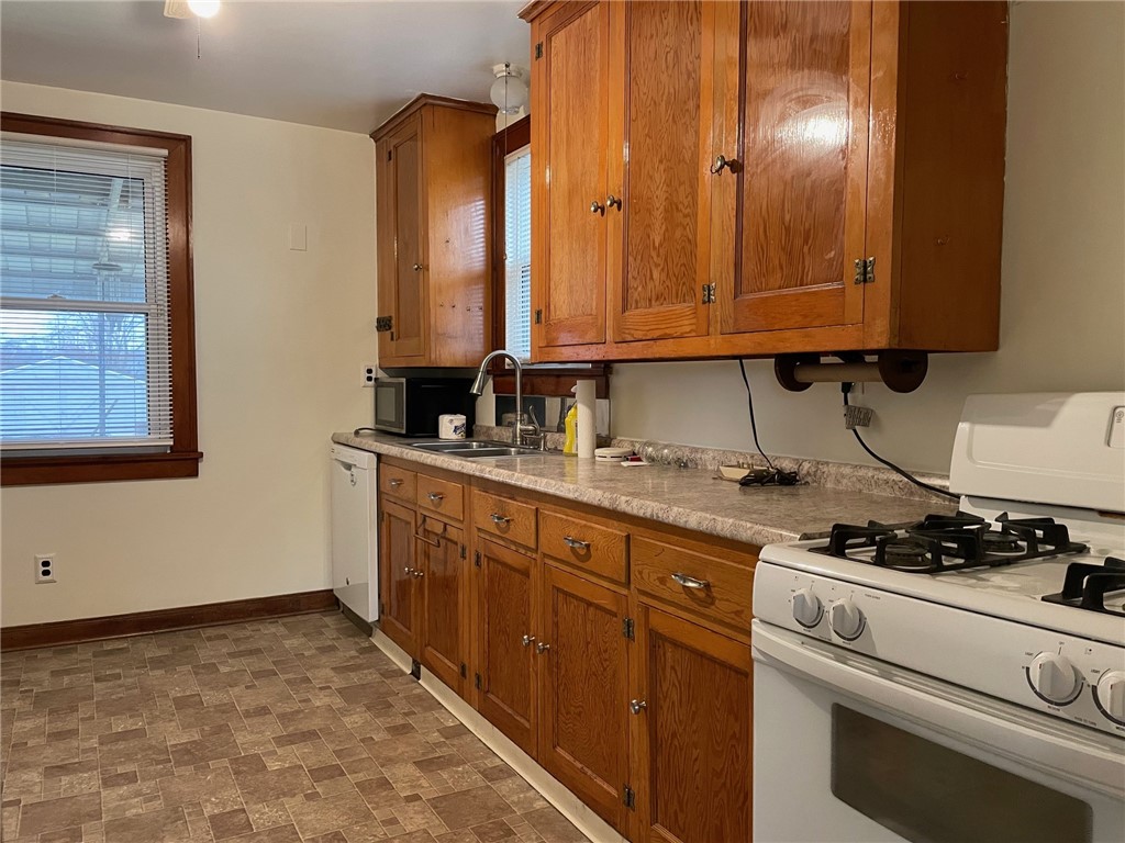 N Versailles, Pennsylvania 15137, United States, 4 Bedrooms Bedrooms, ,2 BathroomsBathrooms,Residential,Active,130024