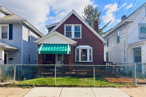 2409 Palm Beach Ave Beechview PA 15216