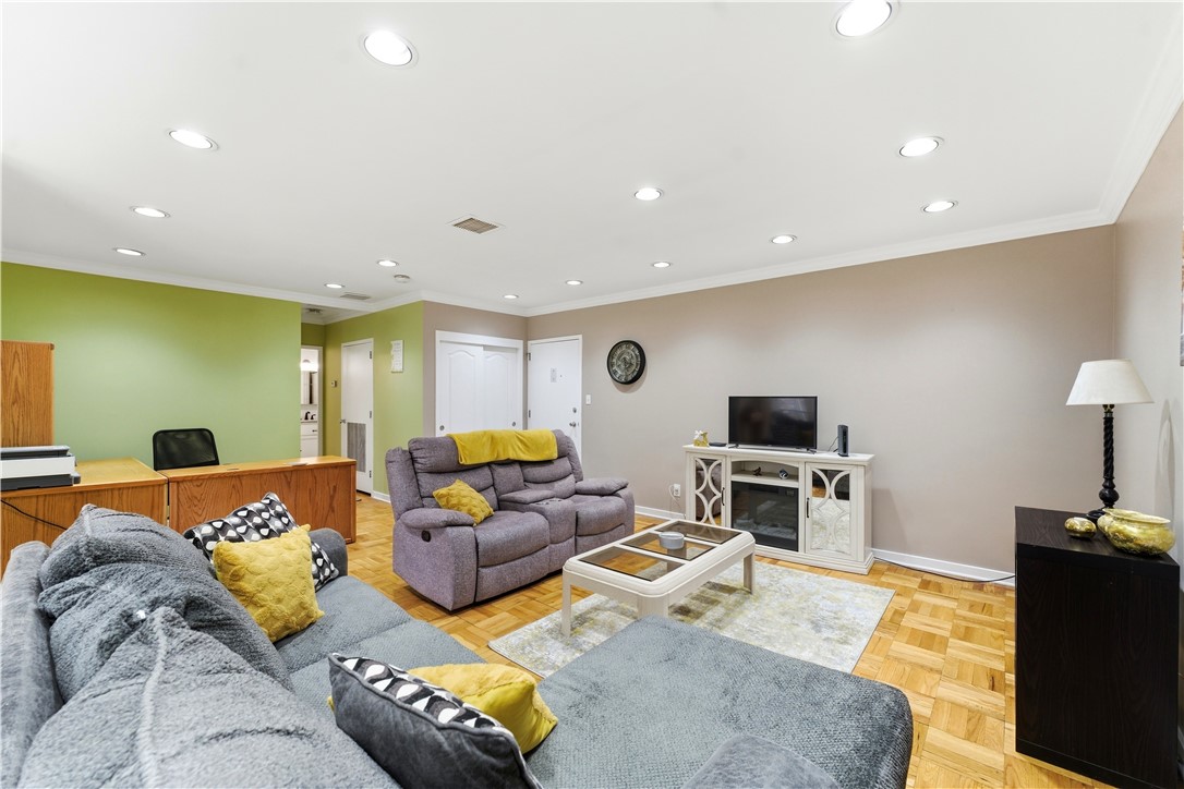 5100 Fifth Avenue 506