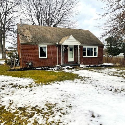 Photo of 1601 Theater St, Latrobe, PA 15650 (MLS # 1735978)