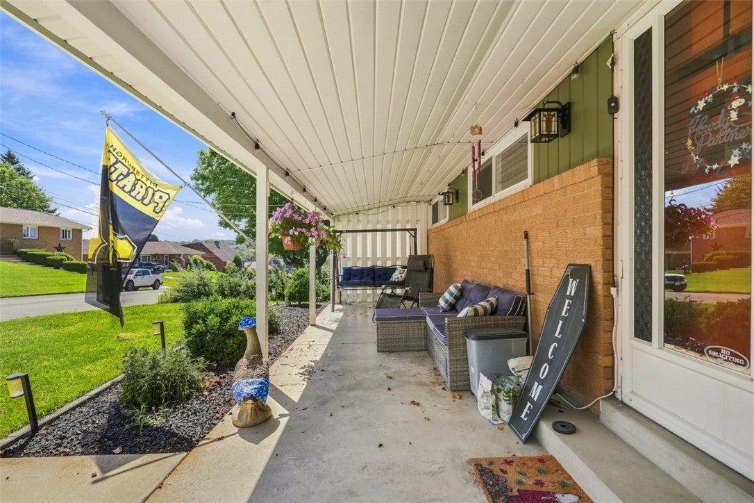 108 Hillside Dr