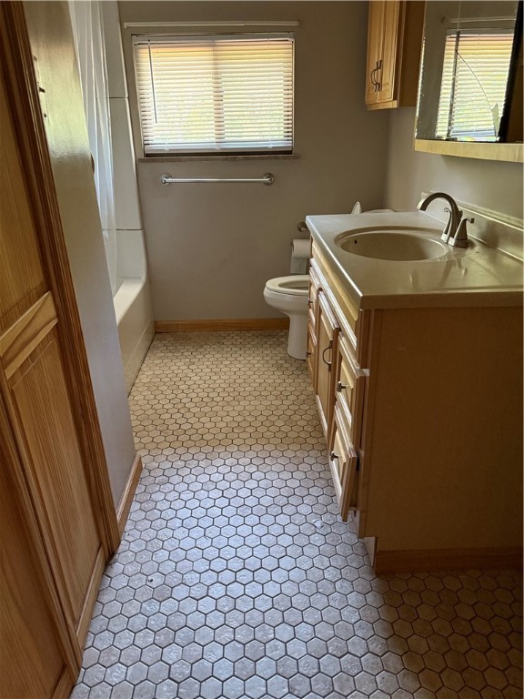 Lincoln Place, Pennsylvania 15207, United States, 4 Bedrooms Bedrooms, ,2 BathroomsBathrooms,Residential,Active,173387