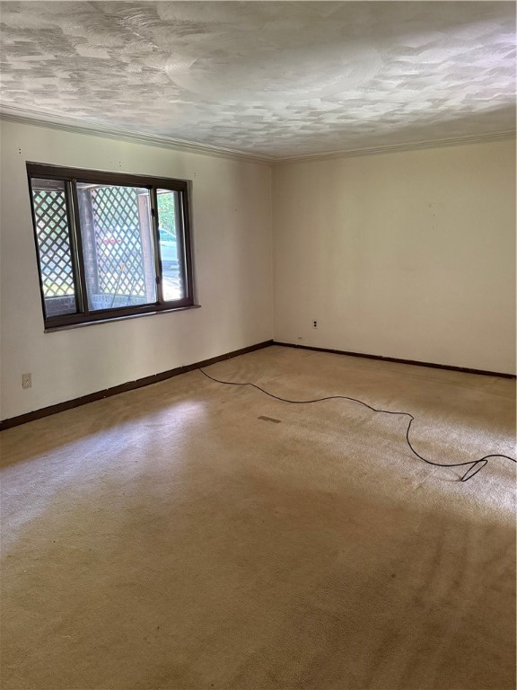 Lincoln Place, Pennsylvania 15207, United States, 4 Bedrooms Bedrooms, ,2 BathroomsBathrooms,Residential,Active,173387