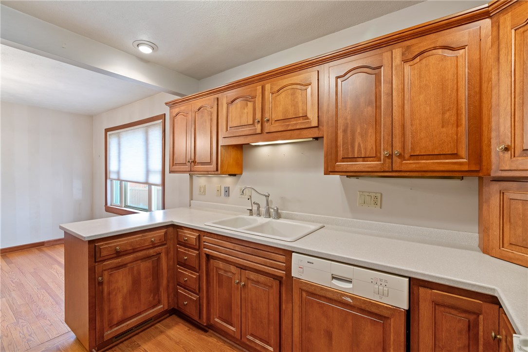 703 Hemlock Drive, Aliquippa, Pennsylvania image 18