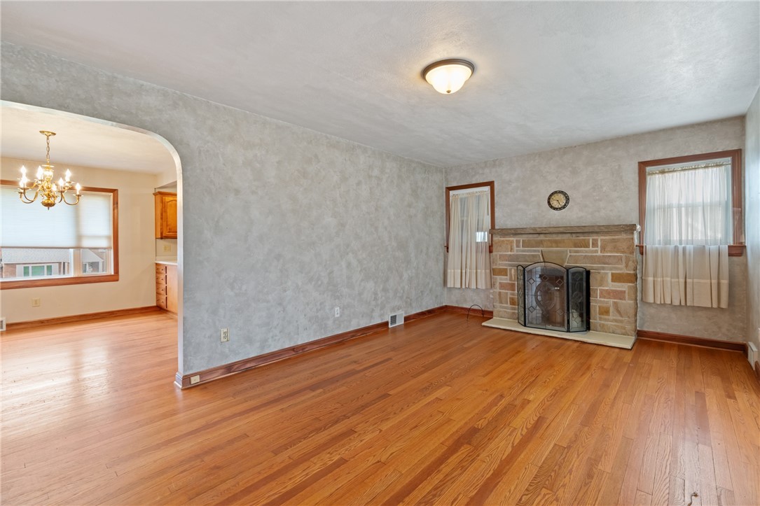 703 Hemlock Drive, Aliquippa, Pennsylvania image 11