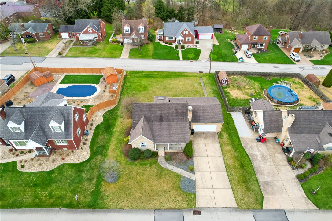 703 Hemlock Drive, Aliquippa, Pennsylvania image 8
