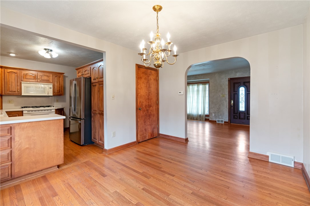 703 Hemlock Drive, Aliquippa, Pennsylvania image 14