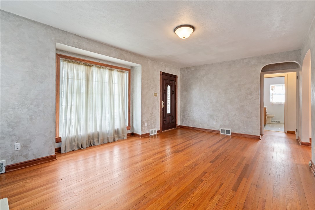 703 Hemlock Drive, Aliquippa, Pennsylvania image 13
