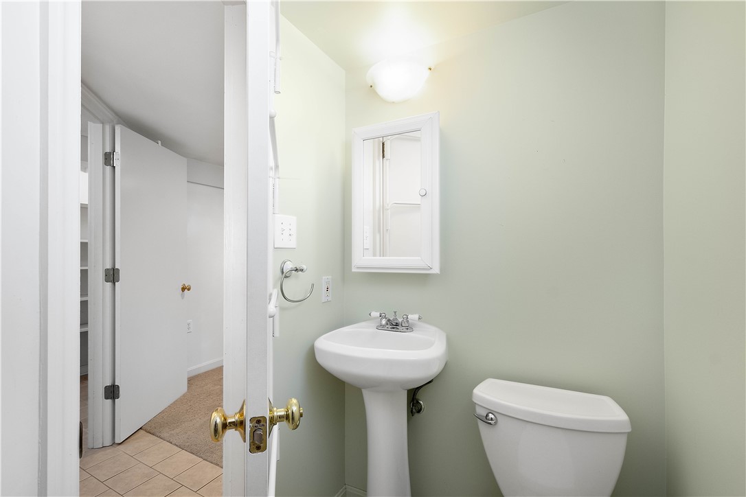 1609 Critchfield Dr Dr, Bridgeville, Pennsylvania image 32