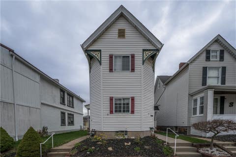 Multifamily For Sale - 28 Penn Ave Ave<br/> Westmoreland County, Irwin, PA 15642