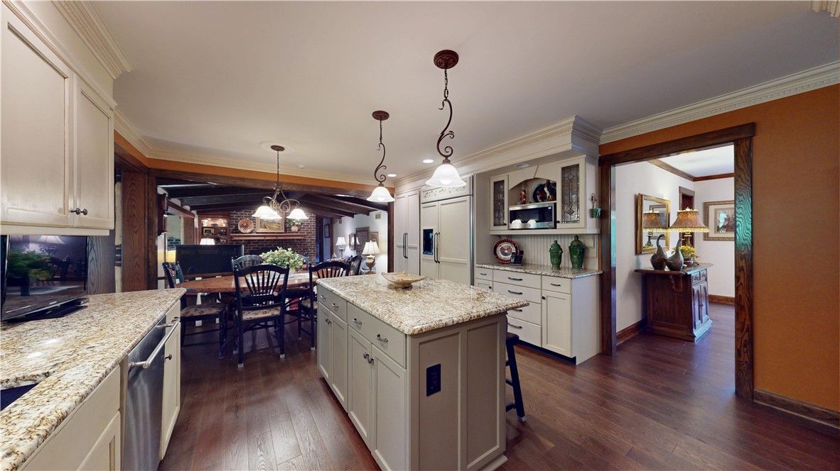 851 Chateau Dr Dr, Franklin, Pennsylvania image 8