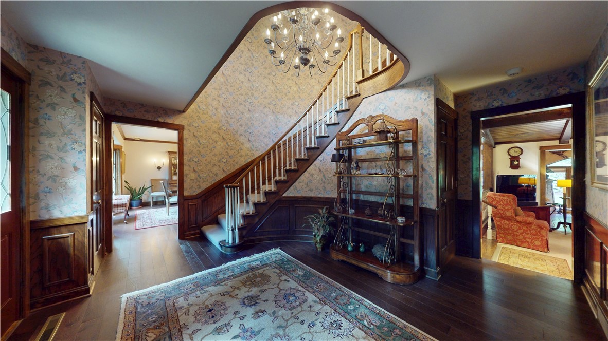 851 Chateau Dr Dr, Franklin, Pennsylvania image 5