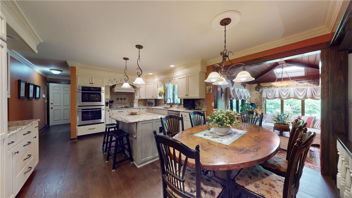 851 Chateau Dr Dr, Franklin, Pennsylvania image 6