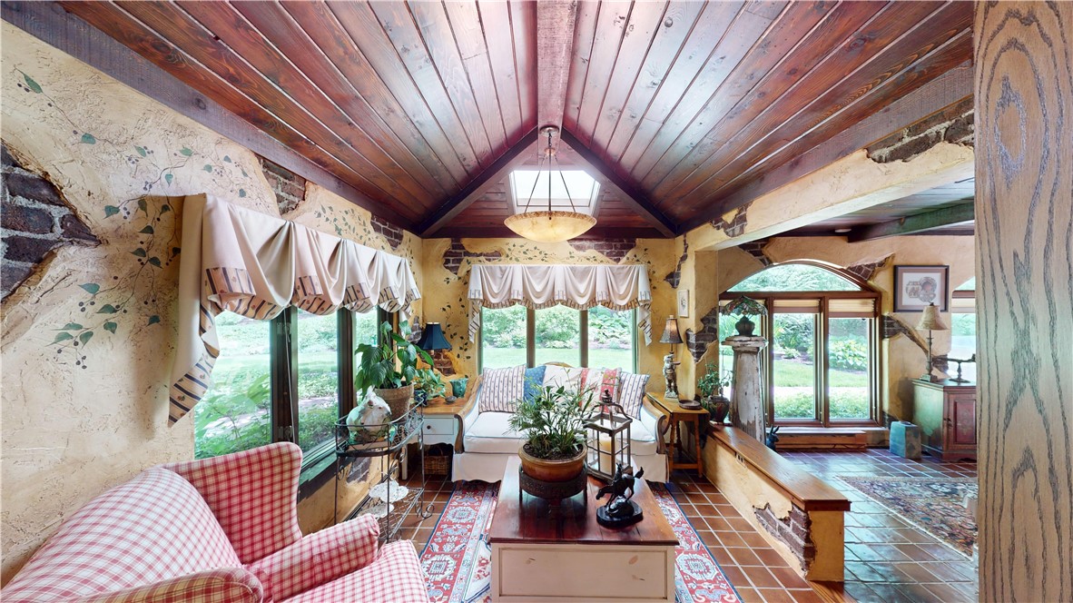 851 Chateau Dr Dr, Franklin, Pennsylvania image 11