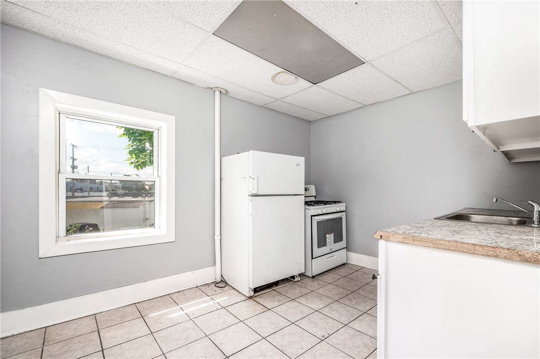 Sharon, Pennsylvania 16146, United States, ,Residential,Active,51109