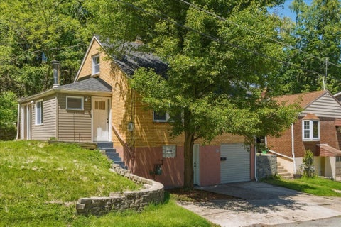 Homes For Sale - 3912 Jane Street<br/> West Mifflin, PA 15122