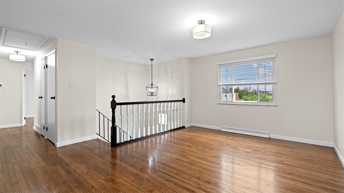 202 Win Ridge Dr