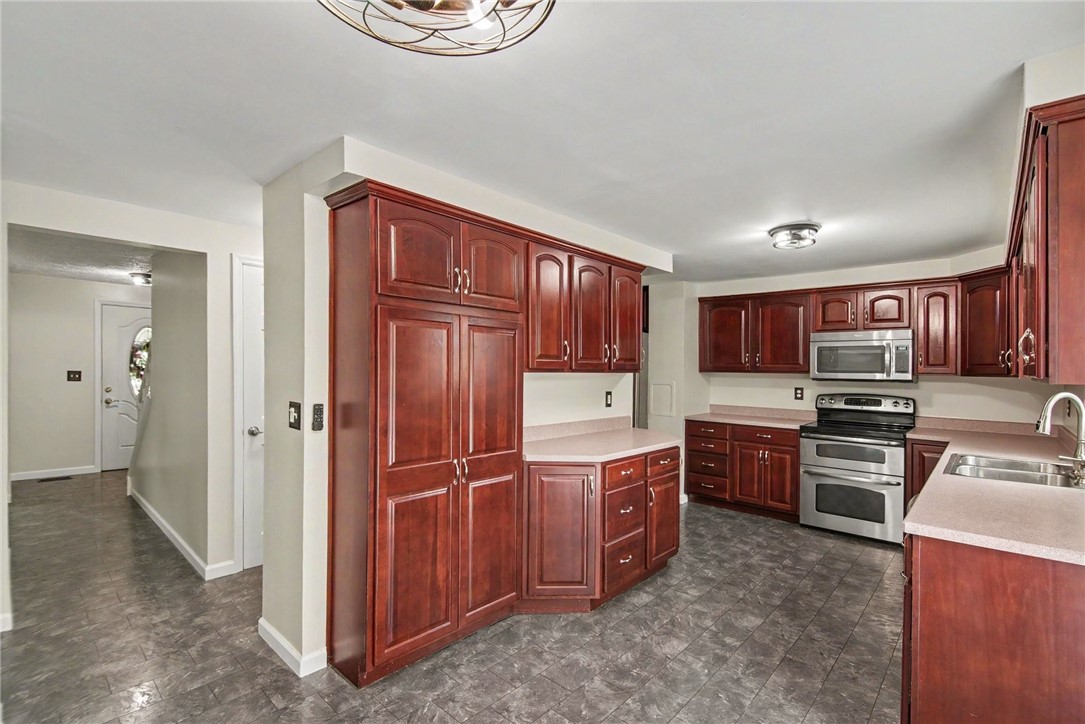 149 Briarwood Ln