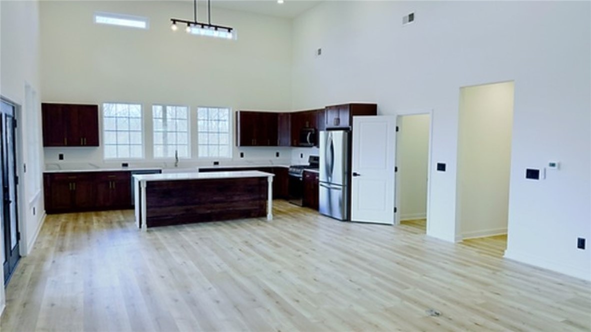 00 Barndo Drive