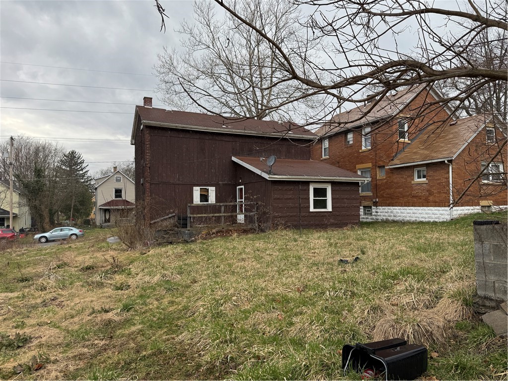 1097 Cedar Ave Ave, Sharon, Pennsylvania image 4