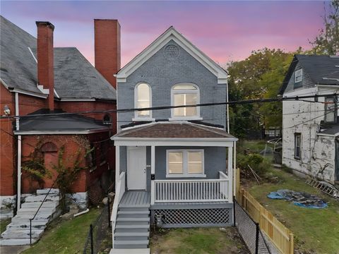 Photo of 7807 Kelly St, Pittsburgh, PA 15208 (MLS # 1729160)