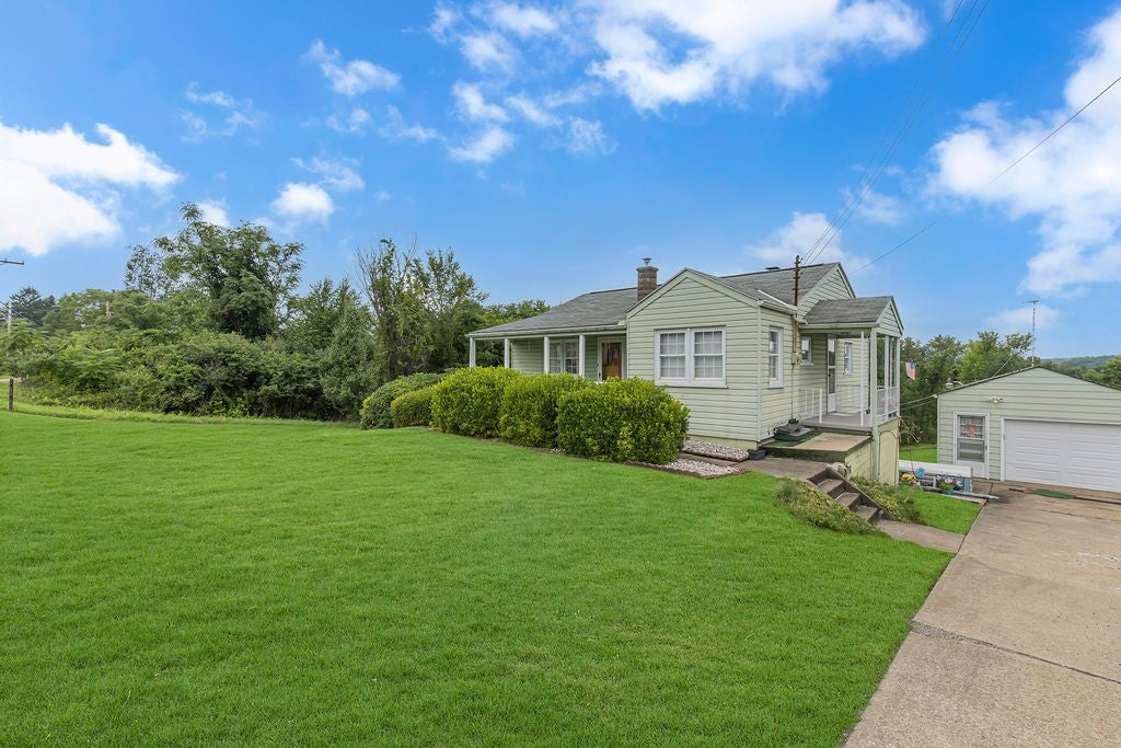 324 Pleasant Drive