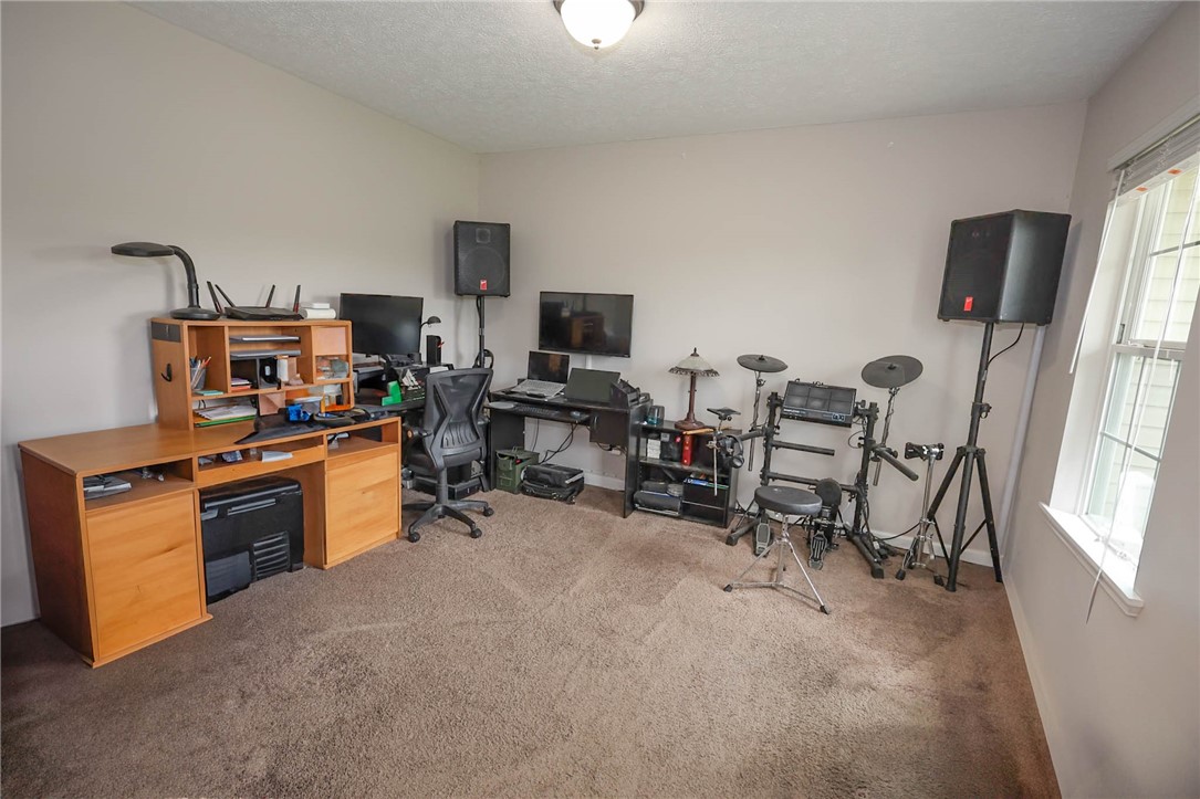 Pine Twp - Mer, Pennsylvania 16127, United States, 4 Bedrooms Bedrooms, ,3 BathroomsBathrooms,Residential,Contingent,121994