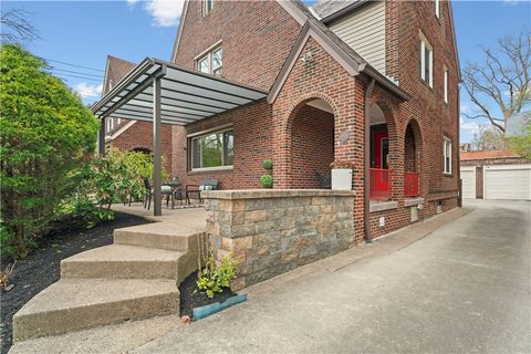 Photo of 6953 Reynolds St, Pittsburgh, PA 15208 (MLS # 1746984)