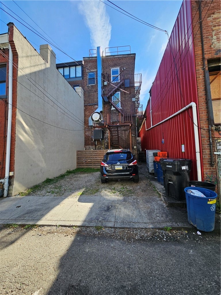 4407 Butler