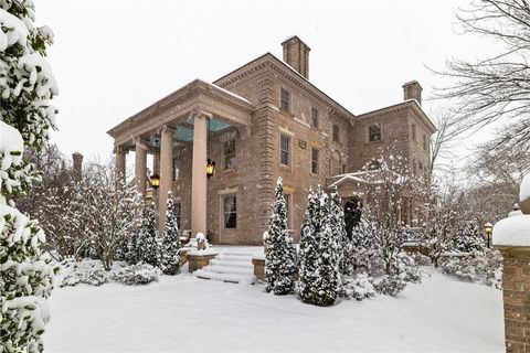 Photo of 5135 Ellsworth Ave #Main House, Pittsburgh, PA 15232 (MLS # 1742464)