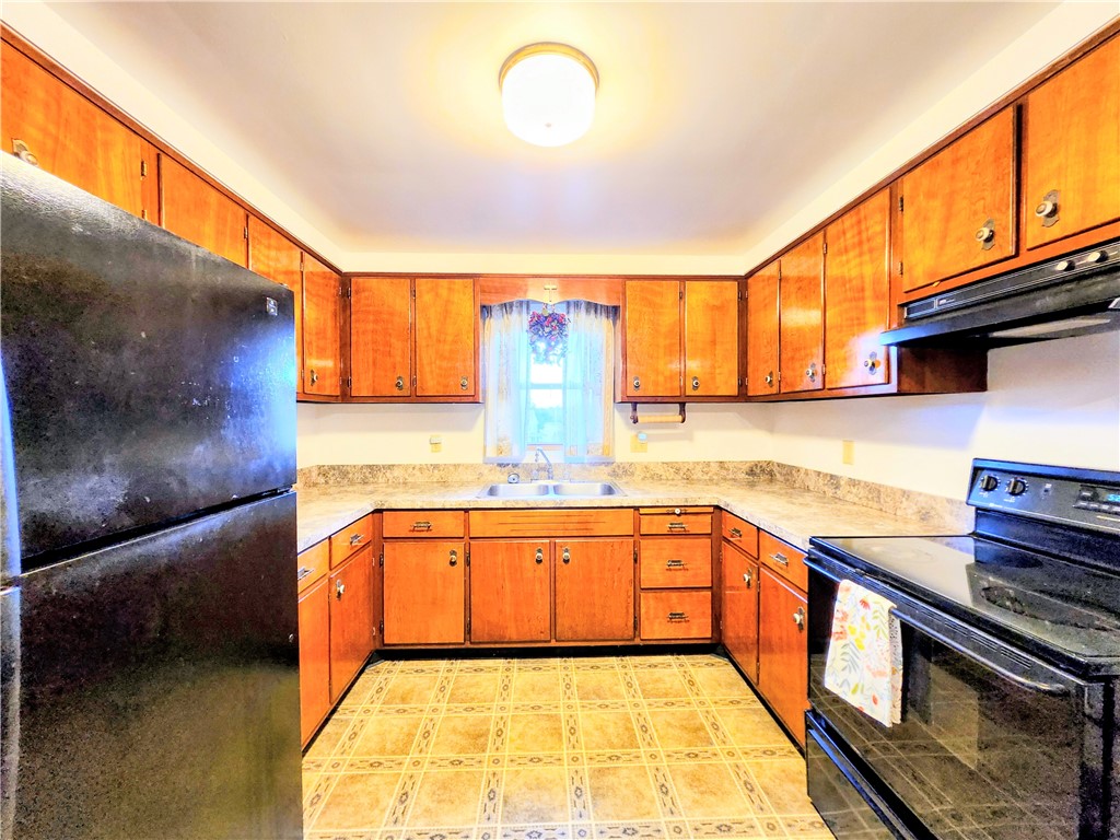 Derry Twp, Pennsylvania 15627, United States, 4 Bedrooms Bedrooms, ,2 BathroomsBathrooms,Residential,Active,229924