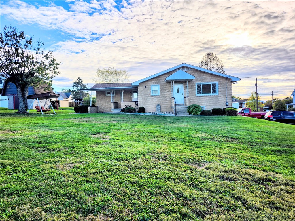 Derry Twp, Pennsylvania 15627, United States, 4 Bedrooms Bedrooms, ,2 BathroomsBathrooms,Residential,Active,229924