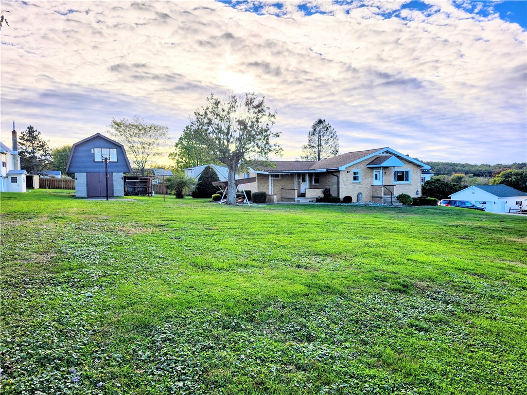 Derry Twp, Pennsylvania 15627, United States, 4 Bedrooms Bedrooms, ,2 BathroomsBathrooms,Residential,Active,229924