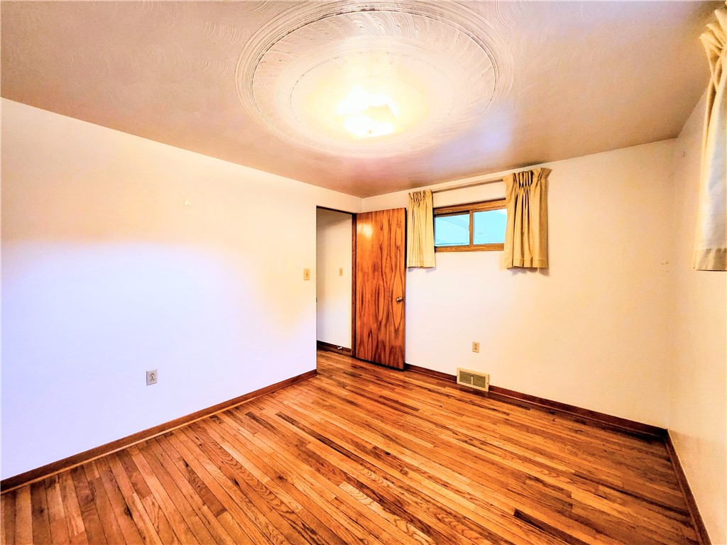 Derry Twp, Pennsylvania 15627, United States, 4 Bedrooms Bedrooms, ,2 BathroomsBathrooms,Residential,Active,229924