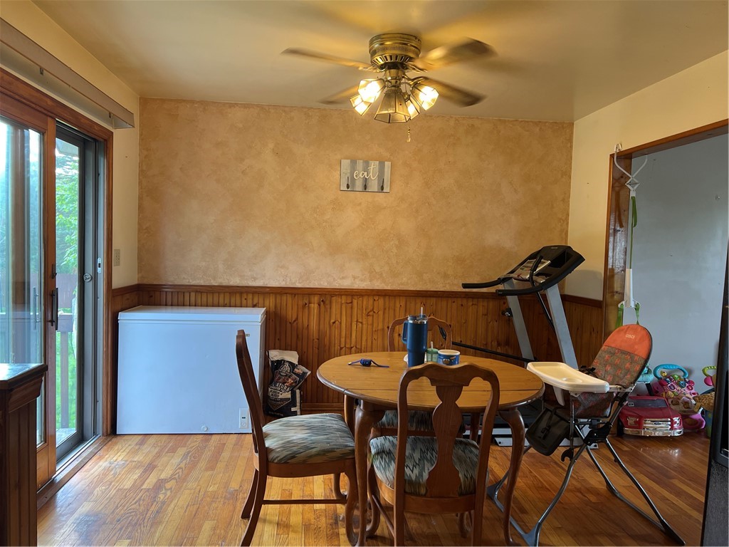 105 Lawrence Ave